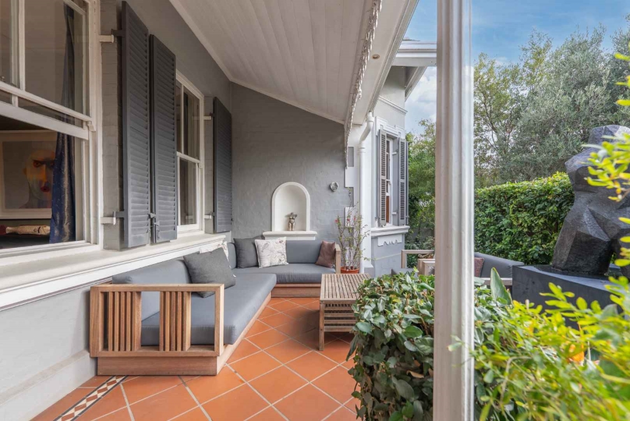 To Let 3 Bedroom Property for Rent in Gardens Western Cape